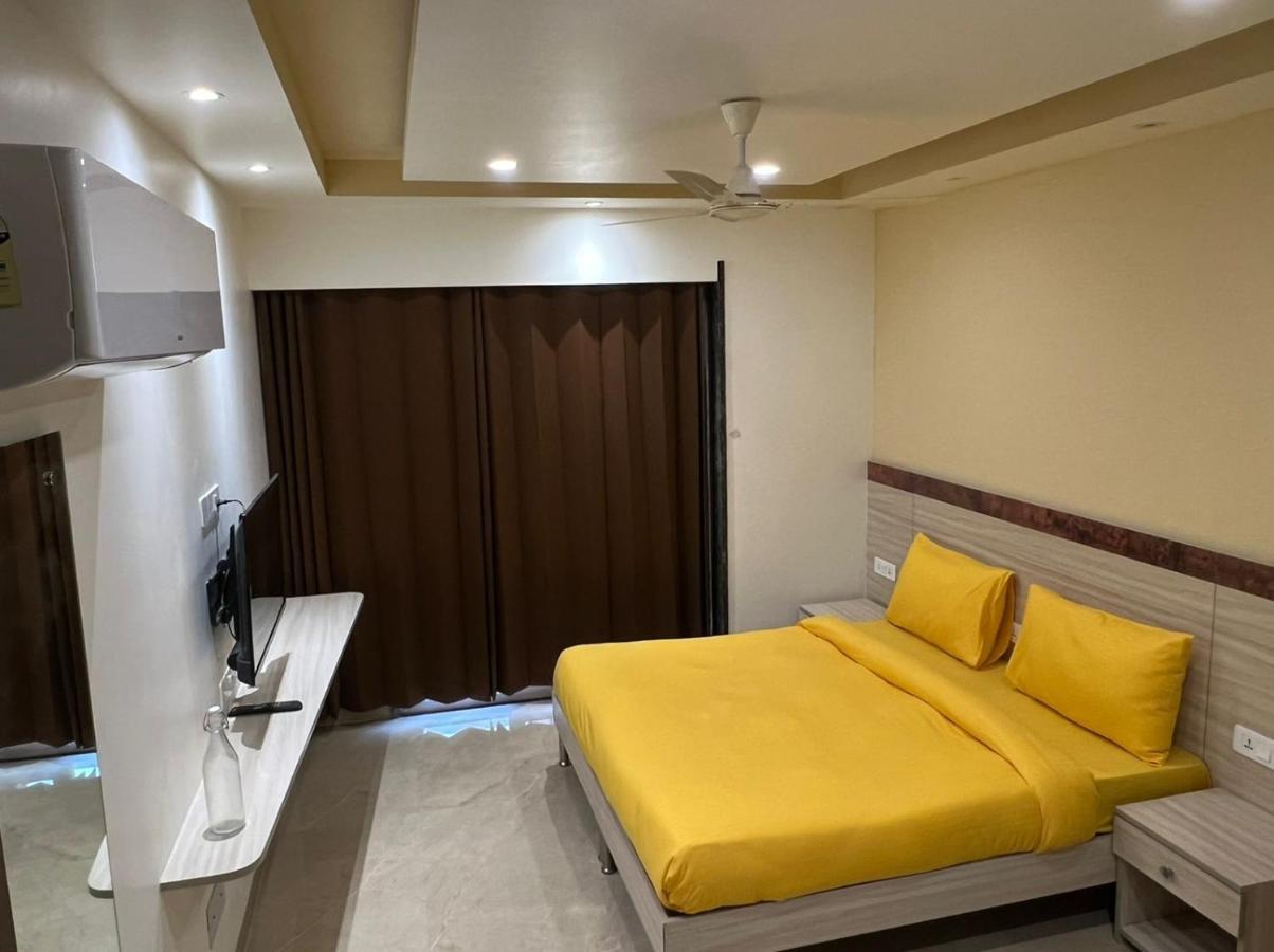 Windchime 853 Hotel Gurgaon Bagian luar foto